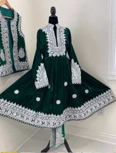 ชุดเดรสพื้นเมืองของผู้หญิงปักลายลูกไม้สไตล์วินเทจ - Product Image 3