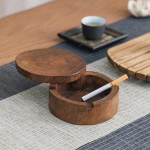 Vente en gros de cendrier à cigares en bois massif de noyer à rainure domestique anti-chute facile à nettoyer cendrier avec logo gravé personnalisé - Product Image 3