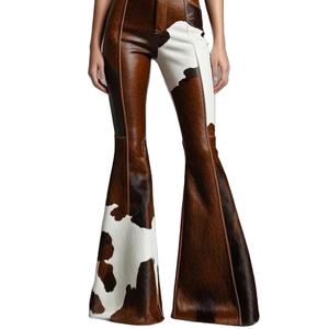 Pantalon évasé en similicuir PU à motif vache pour femme, taille haute, coupe slim, style urbain, collection automne - Product Image 1