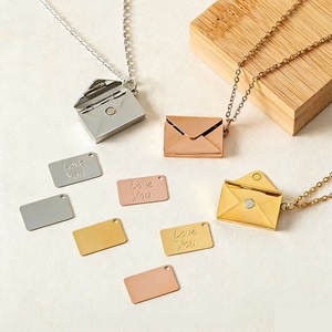 Collar con colgante de moda personalizado de acero inoxidable 316L chapado en oro PVD de 14K y 18K, joyería fina, collares con forma de sobre en blanco para grabar. - Product Image 1