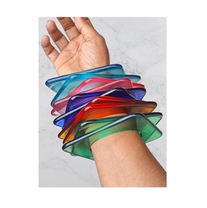 Ensemble de bracelets en résine imperméable exclusifs pour femmes, finition premium, couleurs personnalisées - Bijoux tendance pour tenues ethniques et robes occidentales - Product Image 4