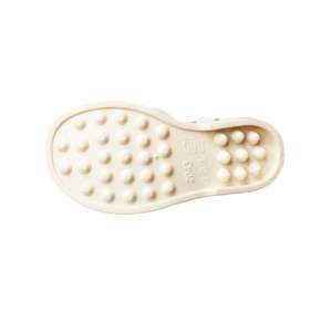 Pantuflas CSI-EH BCA para Mujer, Hechas a Mano en Java Central, Indonesia, para Uso Interior/Exterior en Otoño - Product Image 6