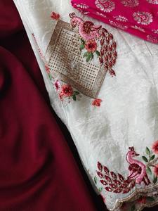 Hermoso Crush con Zari Work Sari Mujer Fabricante de moda Abd Proveedor de Surat a tarifa mayorista - Product Image 3