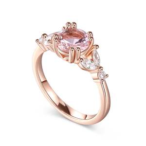 แหวนแต่งงานเงินแท้ประดับมอร์แกไนต์สังเคราะห์ทรงกลมจาก Jeulia Nature Inspired - Product Image 3