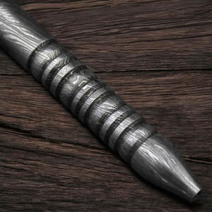 Bolígrafo de Acero de Damasco de Alta Gama con Cuerpo Duradero para Escritura Profesional y Uso en Oficina - Product Image 3