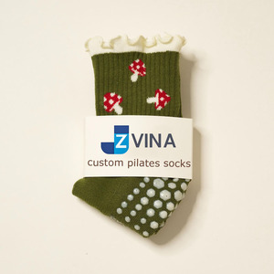 ถุงเท้าโยคะลายป่าเห็ดพิมพ์โลโก้ตามสั่งสำหรับผู้หญิง วัสดุผ้าฝ้ายแบบมีระบาย คุณภาพดี รับสั่งทำจำนวนมาก - Product Image 1