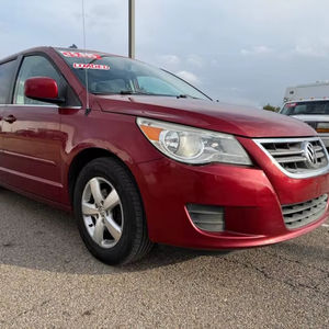 Auto Usado de Calidad a Precio Accesible, Volkswagen Routan 2011, Volante a la Izquierda - Product Image 1