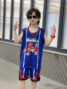 メッシュキッズバスケットボールユニフォームセット ポリエステル製スポーツバスケットボールジャージ トレーニングTシャツ 男の子用屋外練習着 # 4人のモブリー - Product Image 6