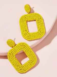 Aros Elegantes para Mujer Hechos con Cuentas de Vidrio 100%, Calidad Premium, Diseño Atractivo y Elegante, para Bodas y Uso Diario - Product Image 6