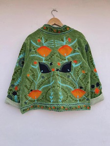 Veste en velours vert brodée de fleurs, manches longues, col châle, style bohème, vêtements d'automne pour femmes, grande taille - Product Image 2