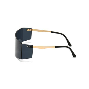 Occhiali da Sole Ispirati al Design U8818 2020 - Eleganti Occhiali Unisex - Product Image 3