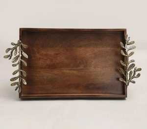 Plateau de service vintage en bois massif élégant fait à la main pour le service des aliments avec poignée en métal personnalisée en acier inoxydable - Product Image 5