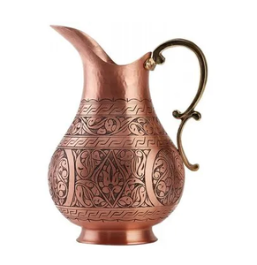 Carafe en cuivre gravée à la main avec couvercle et motif de feuilles pour le stockage d'eau ayurvédique à la maison - Product Image 5