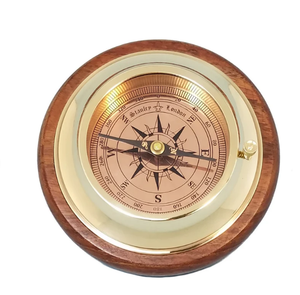 Boussole de bureau en laiton et bois gravée-cadeau pour cadeau de remise des diplômes, cadeaux de mari, cadeau de couples, cadeaux de Noël - Product Image 2