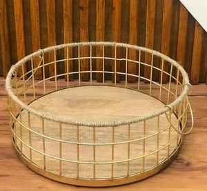 ตะกร้าลวดโลหะสำหรับใส่เครื่องดื่มในบ้านทรงรีสีทอง - Product Image 3