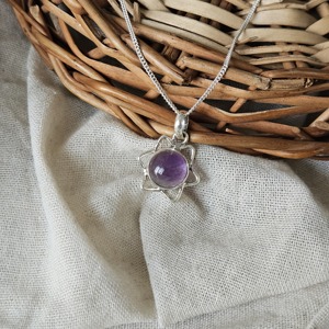 จี้รูปดาวแอเมทิสต์สีเงินมีสไตล์น้ำหนักเบา925เงินสเตอริ่งเสน่ห์ทางศาสนาคริสตัลไข่มุกเพชรอินเดีย - Product Image 4