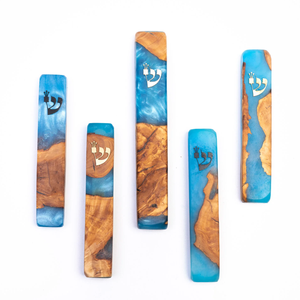 Estuche de Mezuzá Hecho a Mano de Madera y Resina Epoxi, Decoración Judía para el Hogar de Israel, Regalo Religioso para Bodas - Product Image 4