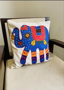 Housse de coussin décorative faite à la main en tissu recyclé à pois carrés, motif éléphant, pour canapé, lit, décoration intérieure - Product Image 2