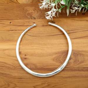 Collier ras du cou bohème en laiton doré ajustable Collier manchette en laiton éthéré pour les mariages Collier en or parfait Cadeau pour les épouses - Product Image 5