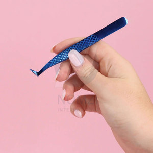 Pinzas de extensión de pestañas de acero inoxidable azul Diamond Grip herramienta de belleza de Punta puntiaguda de alta calidad fibra de etiqueta privada al por mayor - Product Image 2