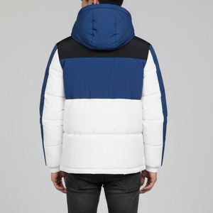Veste matelassée surdimensionnée à capuche personnalisée avec un design de fermeture éclair à bulles douces, qualité supérieure, veste d'hiver personnalisée pour homme - Product Image 6