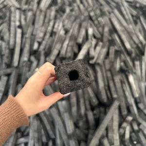 Charbon de sciure de bois carré 100% bois dur provenant de l'usine du Vietnam - BIWOOD COMPANY -+ 84 911 379 511 - Product Image 1