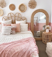 Nouveaux produits uniques support de miroir ondulé cadre en rotin sur pied, grands accessoires d'intérieur de sol