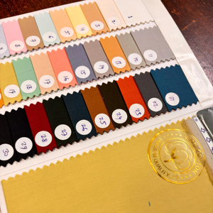 Tissu en coton peigné urbain de qualité supérieure, teint, largeur 58, finition douce, tissage dobby, matière pour chemises pour hommes et femmes - Product Image 1