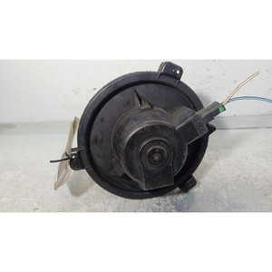 MOTORE VENTILAZIONE VANO PASSEGGERI LANCIA Y 1a Serie 46721251 176B2000 benzina 1108 (96>00) - Product Image 2