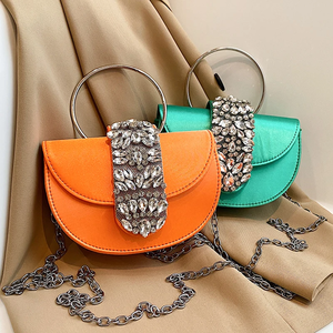 Demi-cercle brillant diamant soirée pochette sacs à main femmes sacs femmes sacs à main dames Mini sacs femmes au prix d'usine en gros - Product Image 1