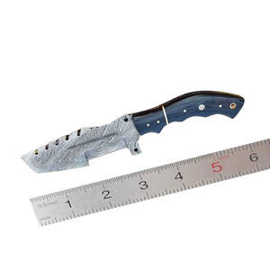 Couteau de survie en acier Damas personnalisé, lame soudée de haute qualité, lame pleine, couteau de bushcraft - Product Image 1