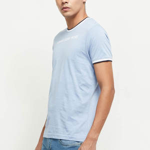 เสื้อยืดผู้ชายทรงสลิมฟิตแบบสั่งทำคุณภาพสูง220ก. เสื้อยืดผ้าฝ้ายผสมสีตัดกันเสื้อยืดสตรีทแวร์ขายส่ง - Product Image 3