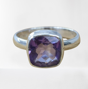 Anillo amatista piedra preciosa 925 plata esterlina sólida clásico mejor diseño hecho a mano 925 Plata estampada joyería de plata de moda - Product Image 1