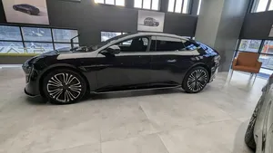 2025 AVAAE-TR 12 Faible kilométrage Automatique Toit ouvrant panoramique Feux LED Feux de jour LED 6 places Prêt à être expédié - Product Image 4