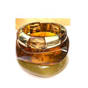 Modernos Brazaletes de Resina Impermeables para Mujer, Joyería de Moda con Acabado Brillante, Colores y Logotipo Personalizados para Regalos de Boda y Empresariales - Product Image 3