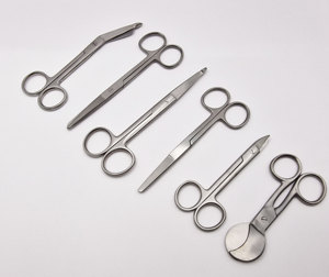 Ensemble d'instruments chirurgicaux en acier inoxydable de qualité supérieure Porte-aiguille Ciseaux à scalpel Pinces pour procédures dentaires médicales - Product Image 4