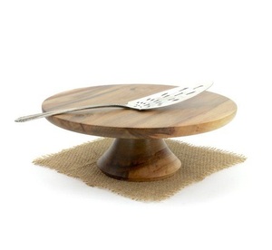 Soporte para Pasteles de Hierro Artesanal Premium, Hecho a Mano y Ecológico para una Presentación de Postres Refinada - Product Image 3