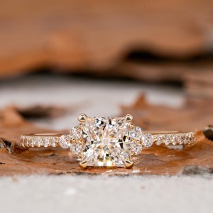 Bague de cadeau de mariage de fiançailles en diamant de laboratoire carré de princesse certifiée bijoux personnalisés personnalisés pour elle classique pour la fête - Product Image 1