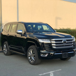 Toyota Land Cruiser LC300 VX 3.5P AT MY 2022 Negro, Impecable - Product Image 1