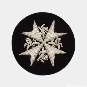 Parches bordados de hojaldre 3D personalizados, insignias de logotipo de moda para coser con plancha para sombreros, chaquetas, sudaderas con capucha, fabricante directo de fábrica - Product Image 4