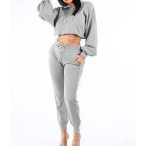 ชุดเสื้อฮู้ดกันลมสำหรับผู้หญิงชุดแฟชั่นมีฮู้ดแบบครอปทนทานแบบโรงงาน - Product Image 4