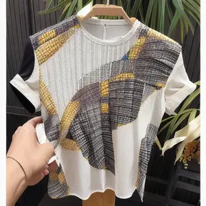 T-shirt à manches courtes plissé en maïs imprimé, nouveau pour l'été, pour amincir et être polyvalent, haut tendance pour filles - Product Image 1
