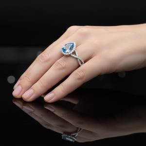 แหวนเงินแท้ทรงลูกแพร์ประดับพลอยบลูโทปาซธรรมชาติสำหรับผู้ชาย สไตล์วินเทจ  ตัวเรือนแบบ Prong Setting  รับรองโดยผู้เชี่ยวชาญ  เหมาะสำหรับเป็นของขวัญวันครบรอบ - Product Image 4