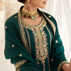 Trajes de fantasía para mujer Salwar Kameez paquistaní de buena calidad, traje pesado étnico, costura Punjabi disponible, trajes de lujo al por mayor - Product Image 6