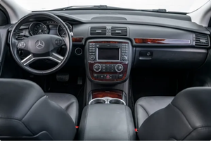 PRÊT À CONDUIRE - VÉHICULE D'OCCASION À VOLANT À GAUCHE |   Conduite à droite |   46K-MILEAGE 2010 MERCEDESSS-BENZZSS R350 4MATICCSS - Product Image 4