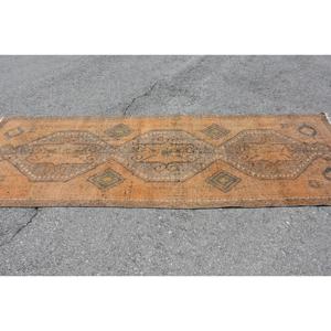 Tapis vintage 3,7x10,5 pieds, tapis turc, tapis floral brun en laine - Product Image 3