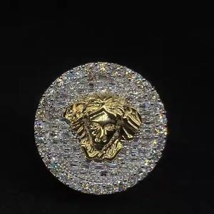 แหวนเพชรสำหรับผู้ชาย925สีเงินสเตอลิงสีทองแนวฮิปฮอปประดับเพชรสีทอง7.00Ct - Product Image 5