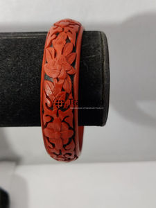 Elegante brazalete de resina para oficina, accesorio diario hecho a mano con estilo de Tradebyd - Product Image 4