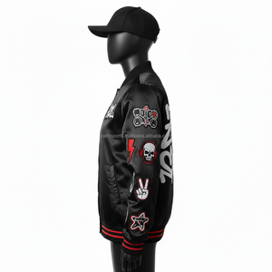 Veste en satin pour femmes 240 GSM Tissu doux et brillant Noir avec des patchs brodés Logo personnalisé Transfert thermique Vestes en satin pour femmes - Product Image 3