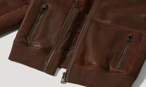 Chaqueta de cuero genuino de piel de vaca pura de alta calidad para hombre con logotipo personalizado OEM al por mayor disponible con capucha al mejor precio fabricado en Pakistán - Product Image 6